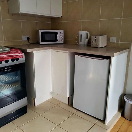 Grandwood House Lodges Chichester Extérieur photo