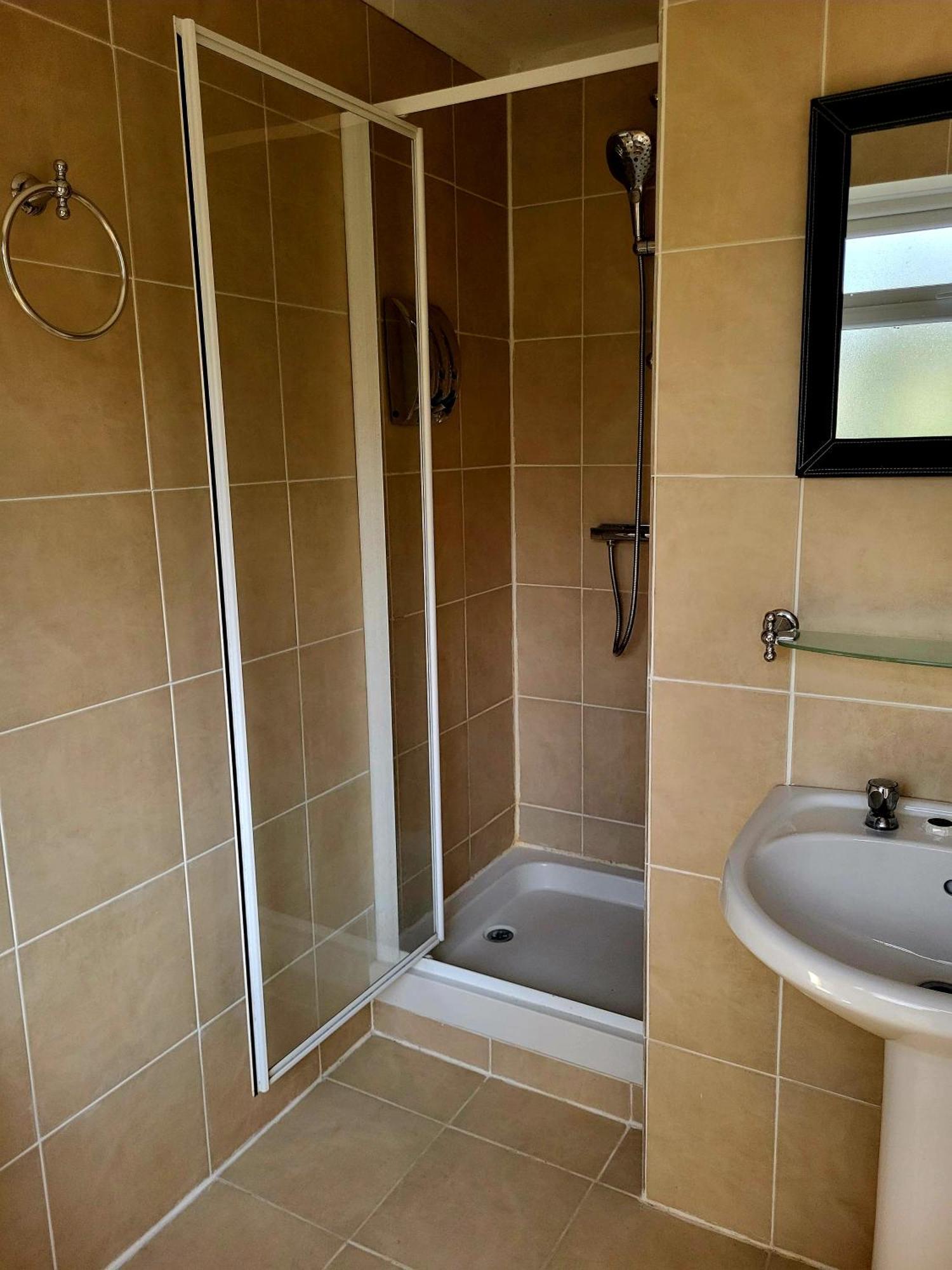 Grandwood House Lodges Chichester Extérieur photo