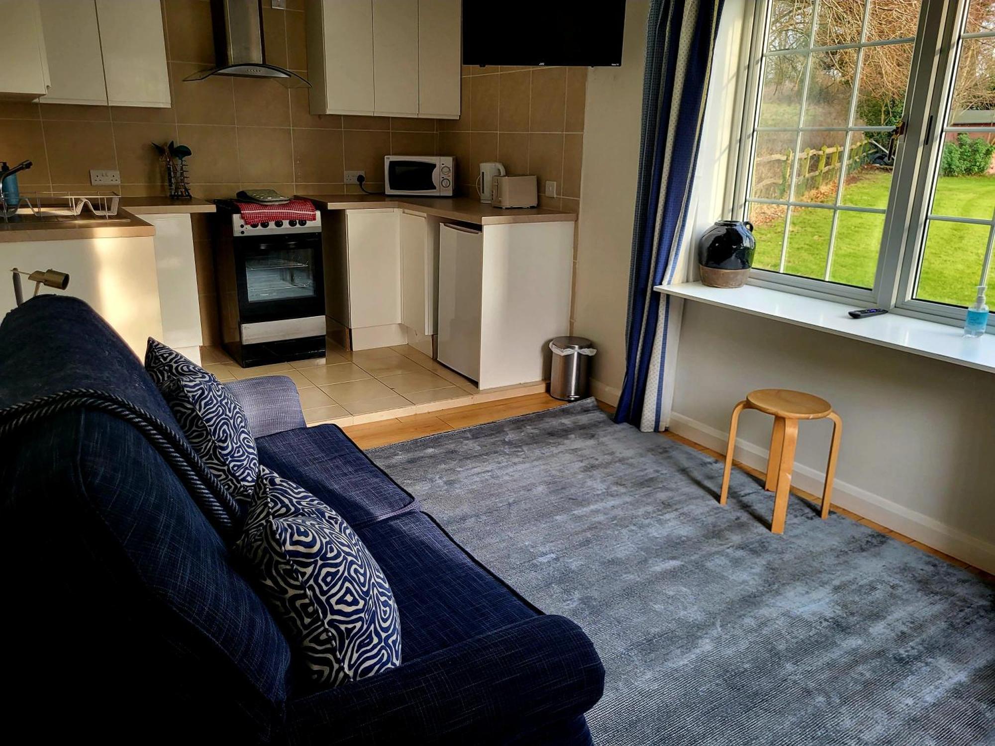 Grandwood House Lodges Chichester Extérieur photo